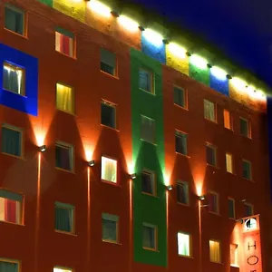 ホテル ファースト クリーティフ エレファント, ミュンヘン