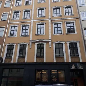 Royal Boardinghouse Gmbh - Apartment