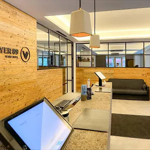 Bayer 89 Vi Vadi מלון